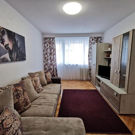Apartament Carla-Maria Deva Eksteriør billede
