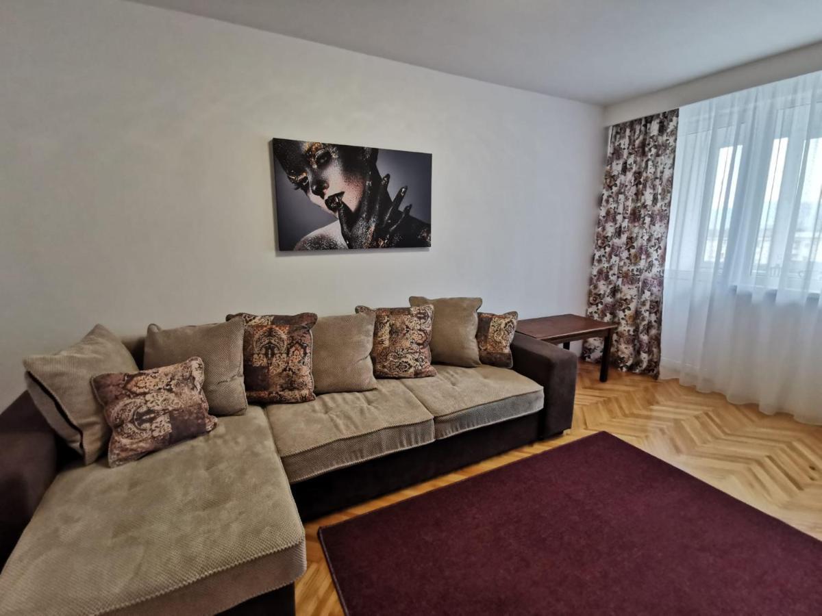 Apartament Carla-Maria Deva Eksteriør billede